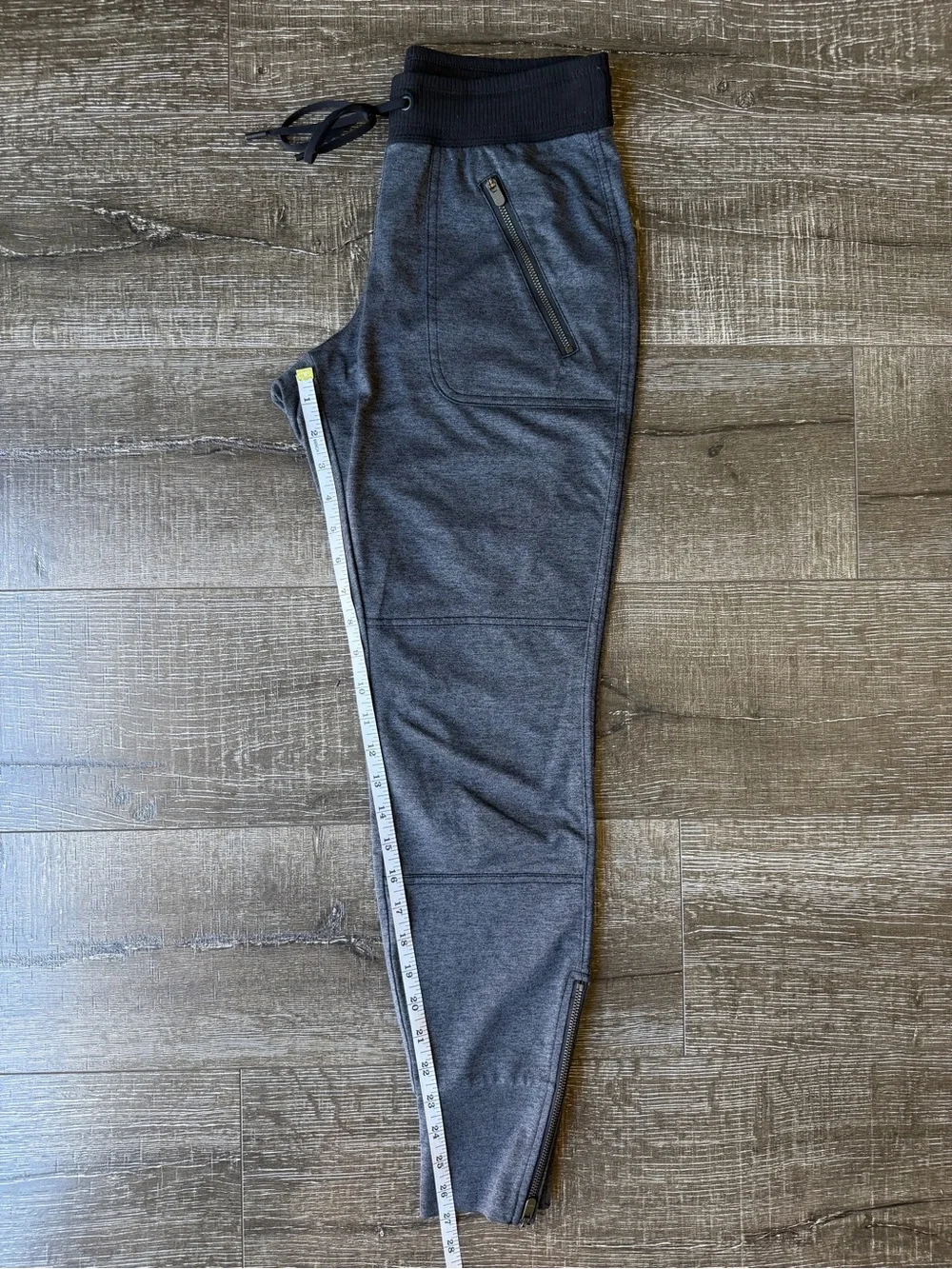 Athleta Grey Zipper Pocket Joggers Size XXS